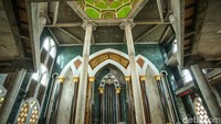 Masjid ini juga sempat menjadi lokasi perjuangan kala pribumi bersama Batalyon Kala Hitam Siliwangi menghadang pasukan NICA tahun 1947 dan sempat dibumi hanguskan.