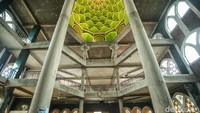 Namun pada tahun 1949 kembali dibangun masjid dan 1960 masjid ini diberi nama Masjid Jamie Manbaul Khoir yang berarti sumber kebaikan.