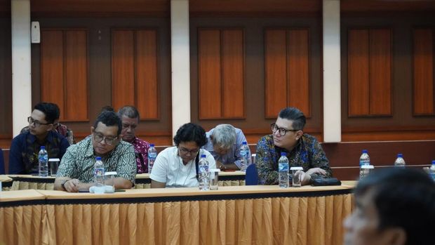 Menteri Kependudukan dan Pembangunan Keluarga/Kepala BKKBN Wihaji menggelar diskusi bersama para Pemimpin Redaksi Media Massa di Kantor Kemendukbangga/BKKBN, Jakarta pada Selasa (18/03/2025). Foto: Dok. Kemendukbangga.