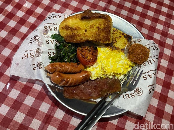 Menu buka puasa ala Eropa di Pasar Legi Blitar