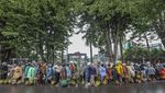 Potret Panjangnya Antrean Pembeli LPG 3 Kg di Jambi