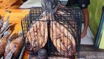 Penjualan Ikan Asap di Pasuruan Meningkat saat Ramadan