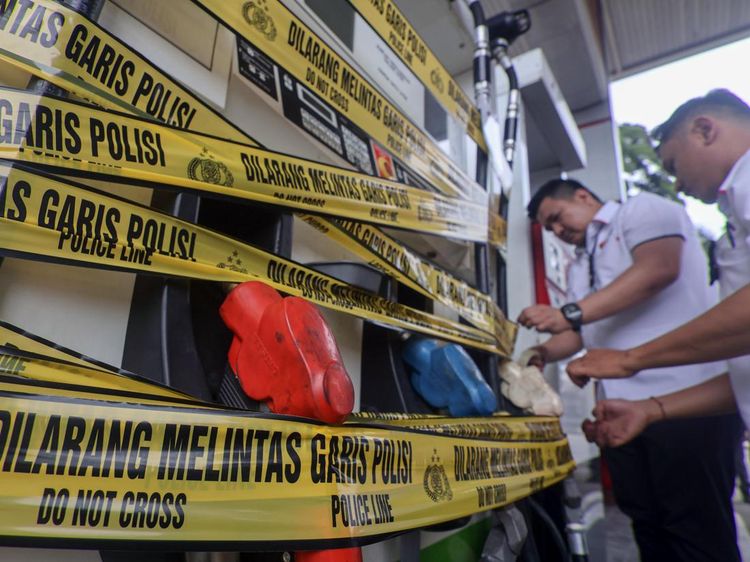 SPBU Curang di Bogor Disegel