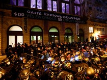 Polisi Prancis Usir Ratusan Migran dari Pusat Budaya Paris