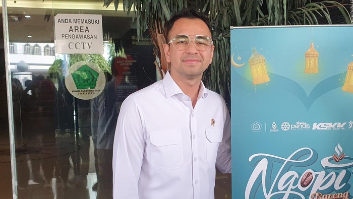 Raffi Ahmad dalam launching program NGOPI (Ngobrolin Pendidikan Islam) di Jakarta, Rabu (19/3/2025).