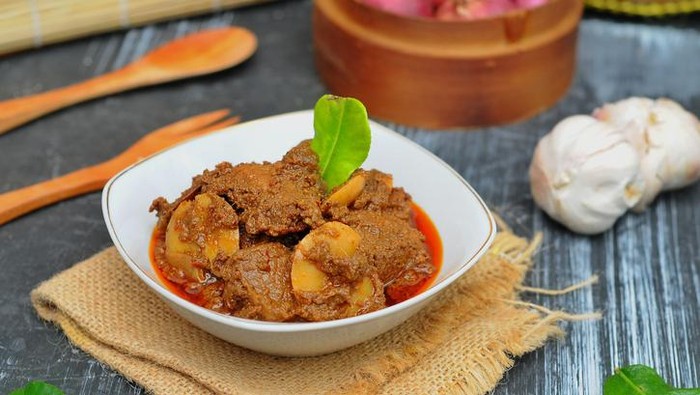 ilustrasi rendang terong, nangka muda, jengkol