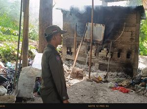 Satpol PP Bantul Kembali Tutup TPS Ilegal, Kali Ini di Kaligawe