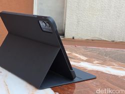 Unboxing Tecno Megapad 11, Tablet 4G Harga Rp 2 Jutaan