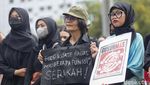 Aksi Kamisan Tolak RUU TNI