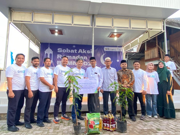 ASDP Salurkan Bantuan Sembako & Bibit Pohon di Aceh