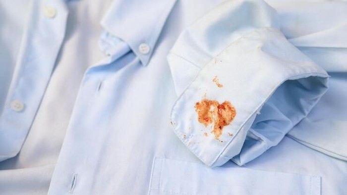 Baju Kena Karat