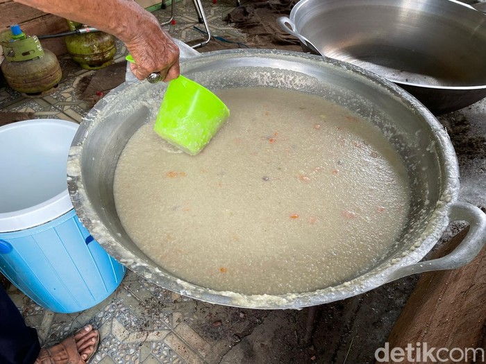 Bubur sabilal untuk berbuka di Banjarmasin.