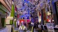 Di sini ada Jajaghu Restaurant, merupakan restoran Indonesia yang konsepnya terinspirasi dari kejayaan Kerajaan Majapahit.  Foto: detikFood