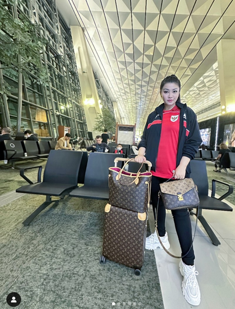 Fitri Carlina Ternyata Jago Masak Klepon hingga Sirloin Steak