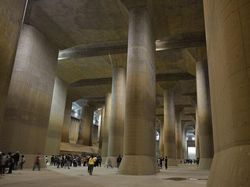 Foto Sisi Tak Terlihat dari Tempat Terkenal, Siap-siap Kaget