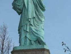 Foto Sisi Tak Terlihat dari Tempat Terkenal, Siap-siap Kaget