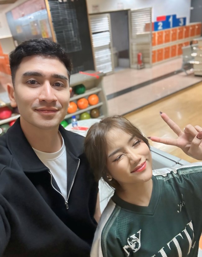 Fuji dan Verrel Bramasta tampaknya memang sedang dekat. Baru-baru ini keduanya kembali memamerkan momen kebersamaan mereka. Foto: Instagram/@bramastavrl