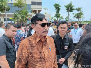 Luhut Akui RI Banjir PHK, Sebut Bakal Ada 67 Ribu Lowongan Kerja Baru