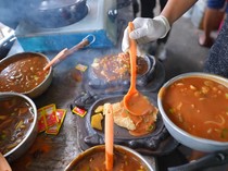 Mantan Chef Ini Sukses Buka Warung Steak Ayam Rp 11 Ribuan