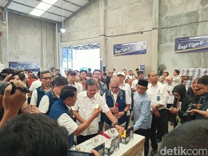 Menteri KKP Cek Kesiapan Swasembada Garam di Ponorogo