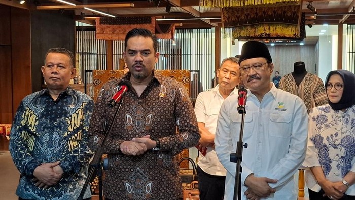 Menteri UMKM dan Mensos