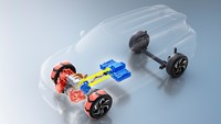 Menariknya XForce bisa menggunakan Mode EV, menggerakkan motor dengan daya dari baterai tanpa mengaktifkan mesin. Karena mode ini sangat senyap. Jika sisa baterai lemah, beralih ke mode Charge tanpa perlu mampir ke SPKLU. Foto: Mitsubishi Motors