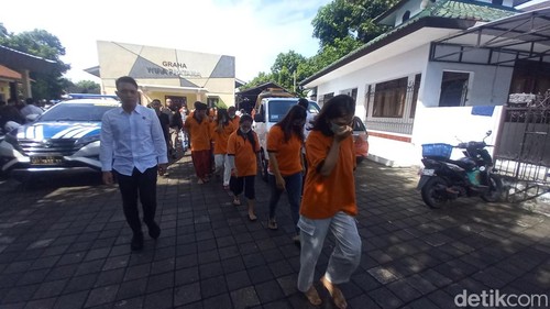 Muncikari yang diamankan Polresta Mataram dalam Operasi Pekat Rinjani 2025, Kamis (20/3/2025). (Edi Suryansyah/detikBali)