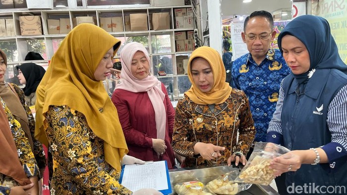 ning ita sidak supermarket