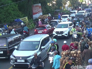 Waspadai 2 Jalur Macet di Lumajang Dampak Pasar Tumpah Saat Mudik