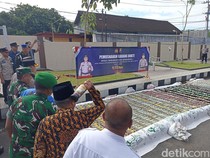 Ribuan Botol Miras Hasil Operasi Pekat Dimusnahkan Polres Blitar