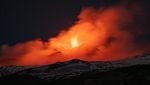 Potret Letusan Gunung Etna Terangi Langit Italia