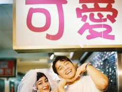 Potret Romantis Uncle Roger dan Calon Istri, Foto Prewedding di Pasar Malam