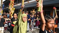 Kegiatan ini sekaligus mengapresiasi kreativitas seni budaya anak-anak penyandang disabilitas menyambut Idul Fitri serta Nyepi 2025.