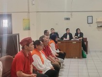 7 Terdakwa Pencuri Minimarket Lintas Provinsi Dituntut 3 Tahun Penjara