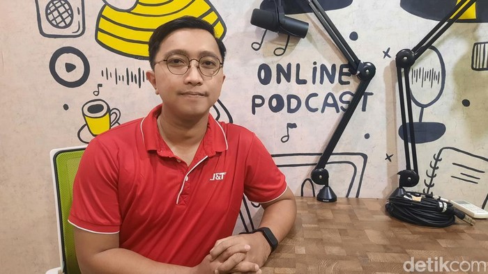 Yati Monalisa dan Desi Arisanti, pelaku UMKM peserta pelatihan Rumah BUMN BRI Jakarta.