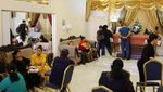 Suasana Duka Keluarga Korban Kecelakaan Pesawat di Honduras