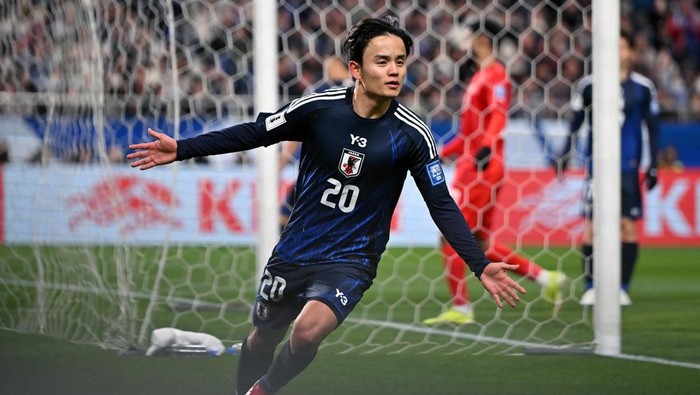 SAITAMA, JAPAN - MARCH 20: Takefusa Kubo of Japan celebrates after scoring the teams second goal during the FIFA World Cup Asian qualifier Group C match between Japan and Bahrain at Saitama Stadium on March 20, 2025 in Saitama, Japan. (Photo by Kenta Harada/Getty Images)
