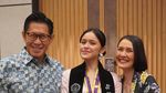 Selamat! Anak Becky Tumewu Lulus dari Fakultas Kedokteran Gigi