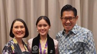 Diketahui, Tara menempuh pendidikan Kedokteran Gigi di Universitas Prof. Dr. Moestopo. Foto: Instagram: @becktum