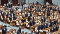 Selepas Utut menyampaikan laporannya, Puan lantas menanyakan kepada anggota Dewan yang hadir apakah RUU tersebut dapat disepakati menjadi undang-undang. Mayoritas menjawab setuju. 