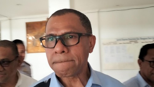 Wagub NTT, Johni Asadoma, saat ditemui di Labuan Bajo, Manggarai Barat, NTT, Kamis (20/3/2025). (Ambrosius Ardin/detikBali)