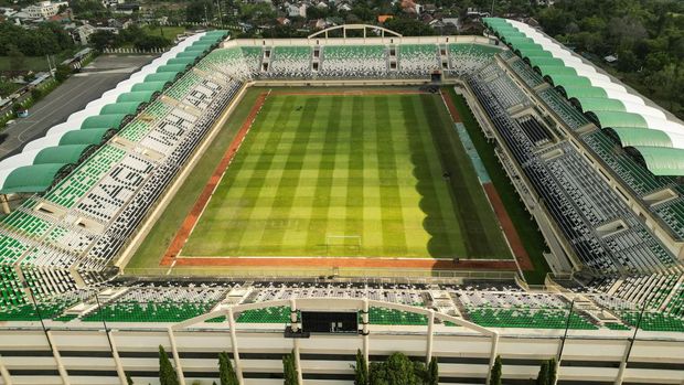 Foto udara Stadion Maguwoharjo di Sleman, DI Yogyakarta, Kamis (20/3/2025). Stadion dengan kapasitas 20.595 kursi dan berstandar FIFA itu merupakan salah satu dari 17 stadion yang diresmikan Presiden Prabowo Subianto. ANTARA FOTO/Hendra Nurdiyansyah/tom.