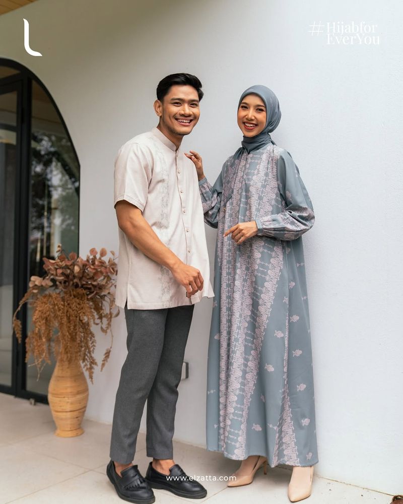 Gamis & Koko Perpaduan Warna Aqua Green dan Cream.