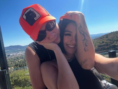 Sweet! Ungkapan Penuh Cinta dari Agnez Mo untuk Adam Rosyadi