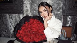 Potret Agnez Mo-Adam Rosyadi Rayakan Anniv ke-4: Mereka Memang Selengket Itu!