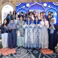 Annisa Pohan dan Aliya Rajasa menghadiri buka puasa bersama pengurus Partai Demokrat. Keduanya mendampingi suami Medreka, Agus Harimurti dan Edhie Baskoro. Foto: Instagram/@annisayudhoyono