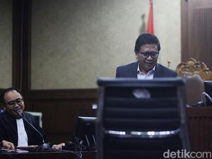 Video: Hasto Akui Banyak Olahraga dan Puasa Selama di Tahanan