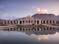 2 Tahun Ditahan Taliban, Turis AS Akhirnya Berhasil Dibebaskan