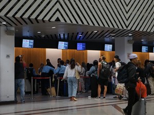 Penumpang di Bandara Juanda Melonjak 12% Saat Mudik Lebaran
