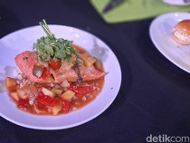 Chef Chandra Olah Kurma Medjool Jadi Saus Asam Manis untuk Buka Puasa